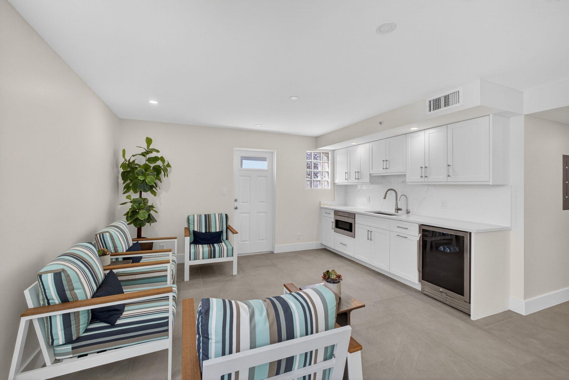 840 Ocean Drive, Unit 1001, Juno Beach, FL 33408 Photo