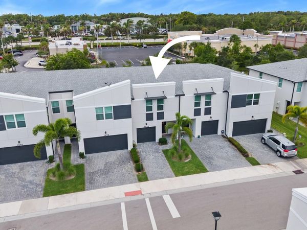 3936 SE CALADIUM Court, Stuart, FL 34997