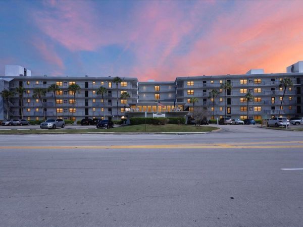 9235 SW 8th Street, Boca Raton, FL 33428