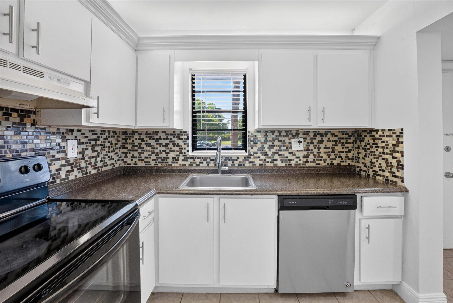 9235 SW 8th Street, Boca Raton, FL 33428 Photo
