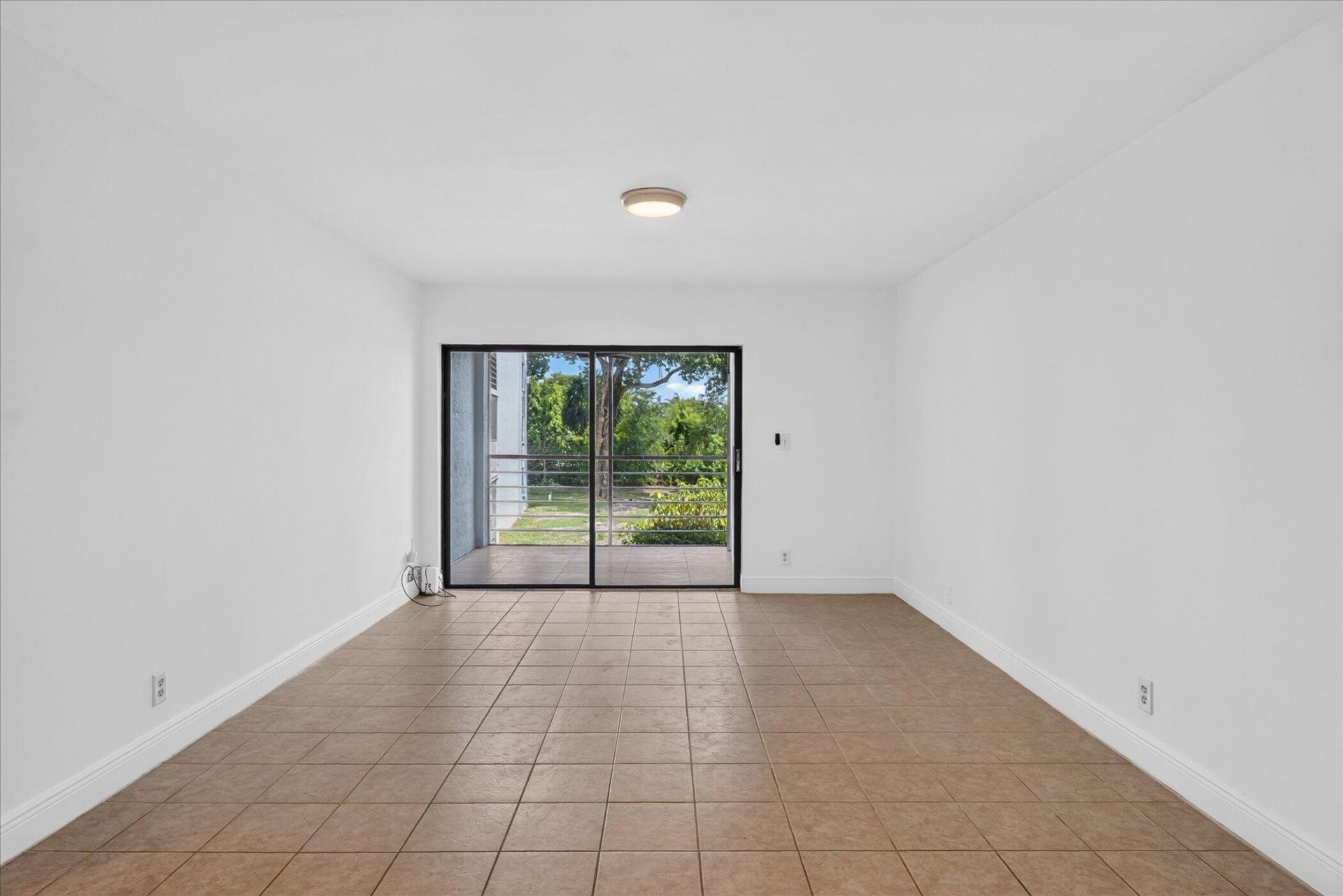 9235 SW 8th Street, Boca Raton, FL 33428 Photo