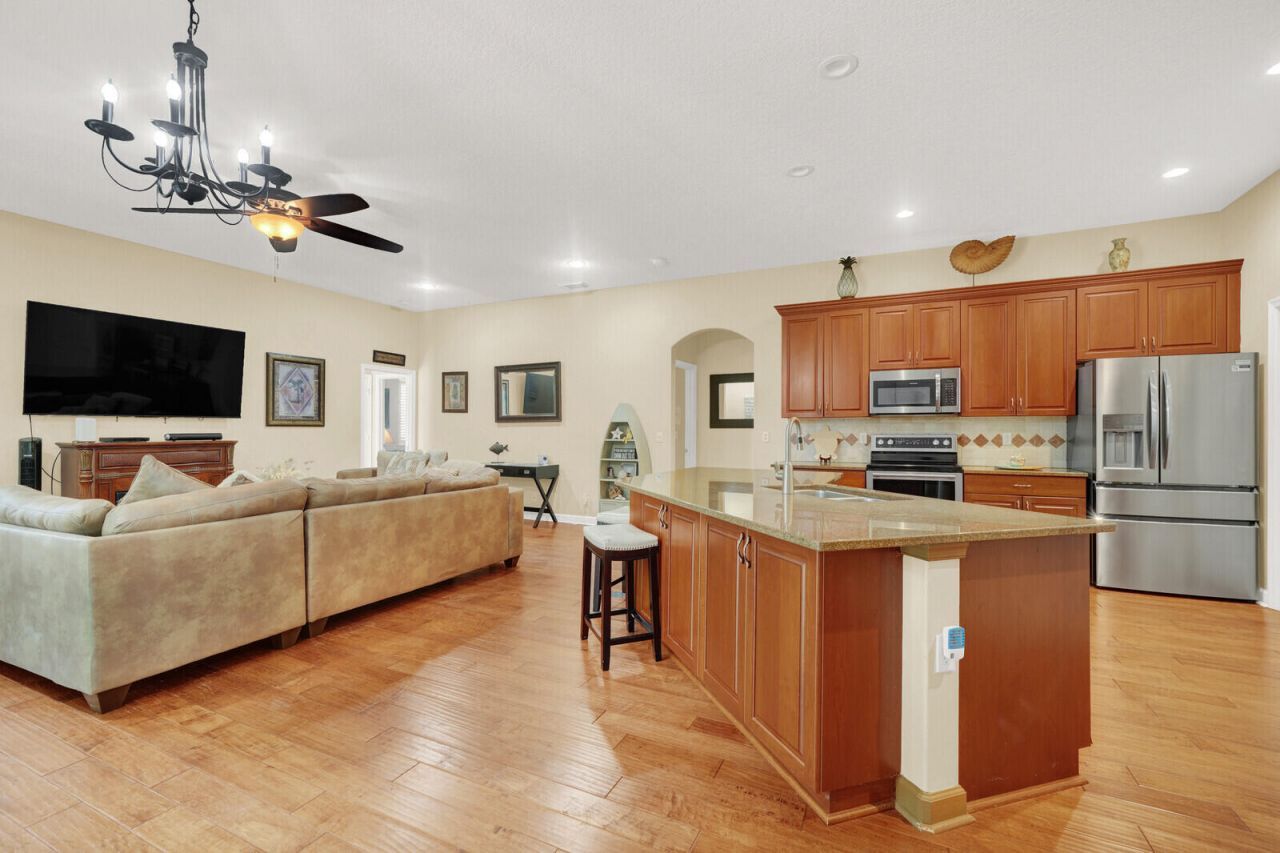 1870 NE Victorian Lane, Jensen Beach, FL 34957 Photo