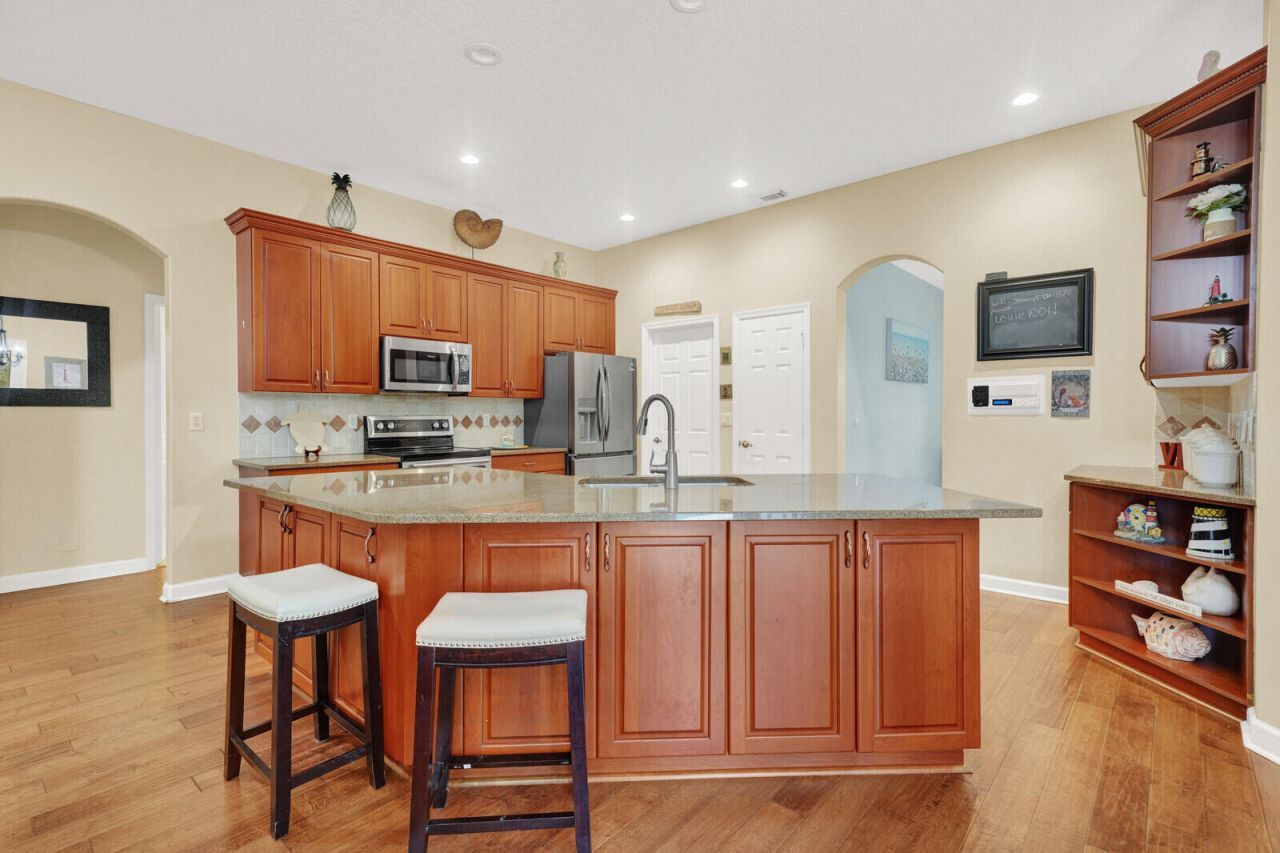 1870 NE Victorian Lane, Jensen Beach, FL 34957 Photo