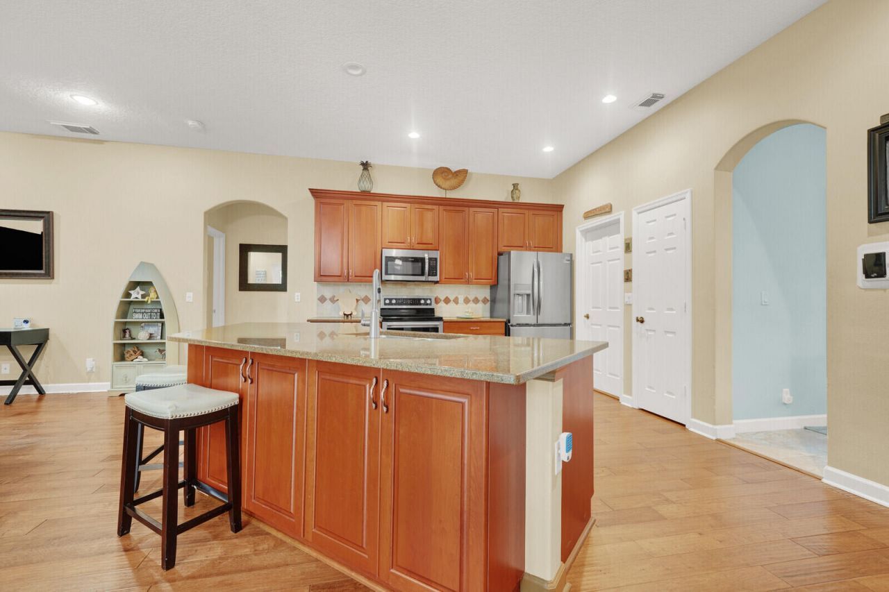 1870 NE Victorian Lane, Jensen Beach, FL 34957 Photo