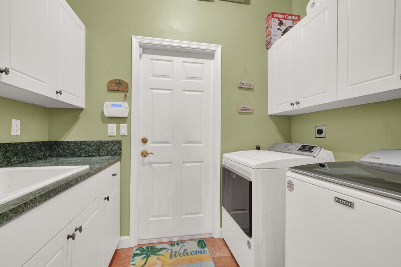 1870 NE Victorian Lane, Jensen Beach, FL 34957 Photo