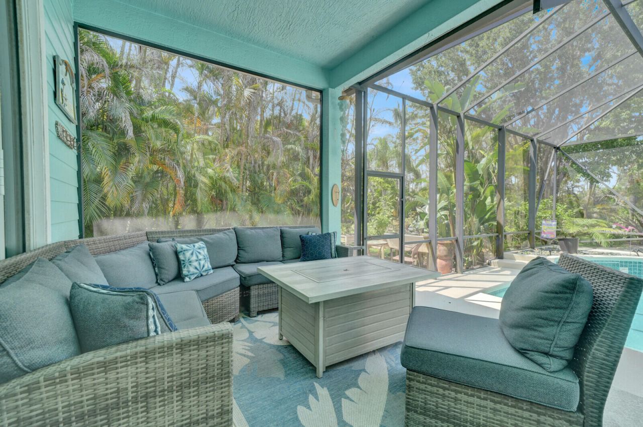 1870 NE Victorian Lane, Jensen Beach, FL 34957 Photo