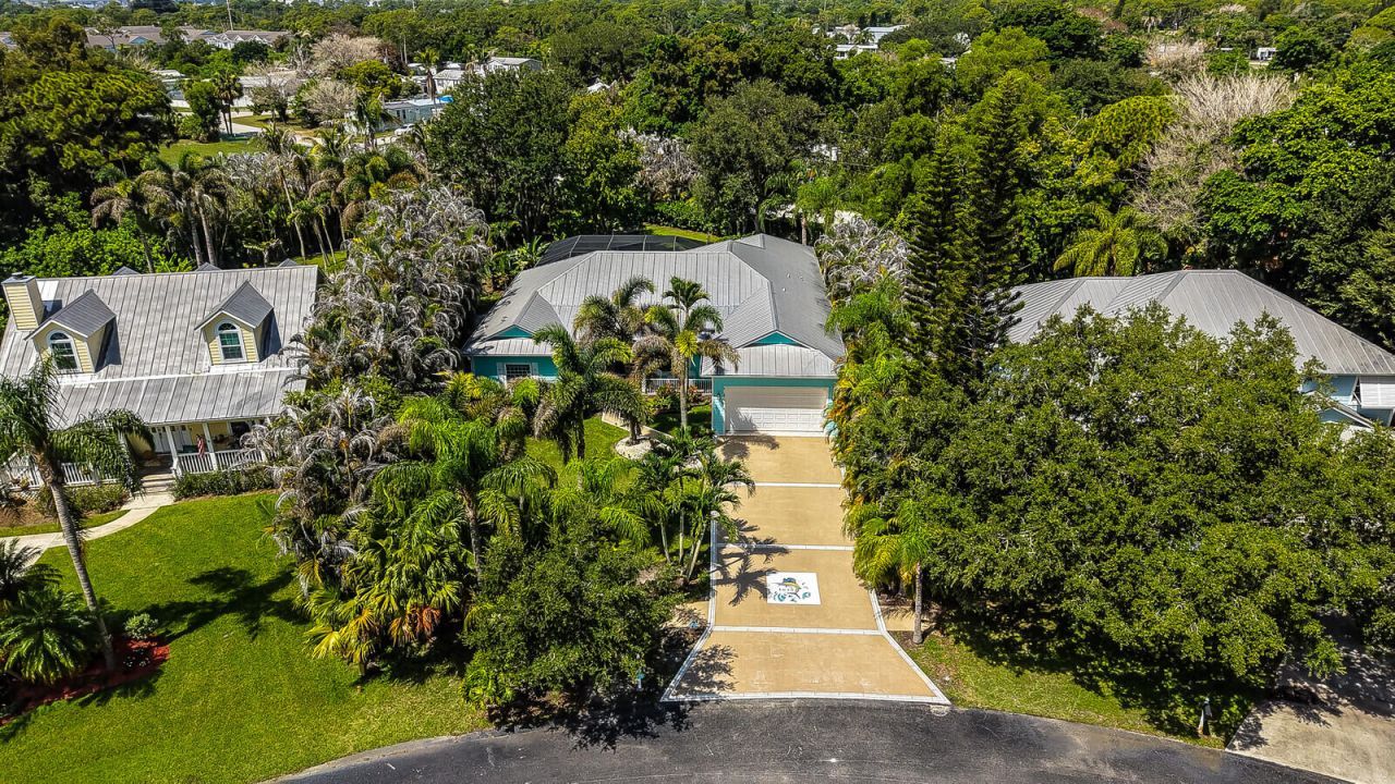 1870 NE Victorian Lane, Jensen Beach, FL 34957 Photo
