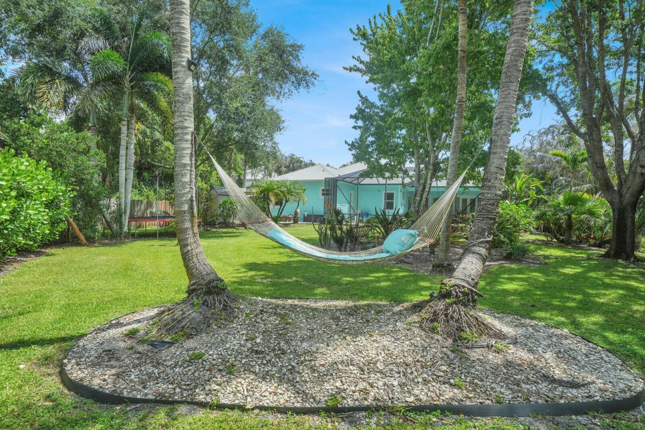1870 NE Victorian Lane, Jensen Beach, FL 34957 Photo