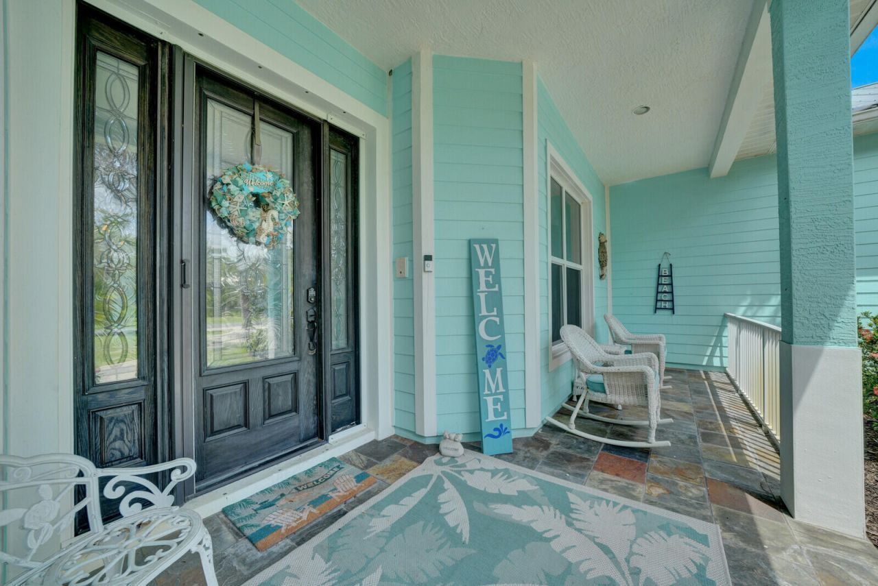 1870 NE Victorian Lane, Jensen Beach, FL 34957 Photo