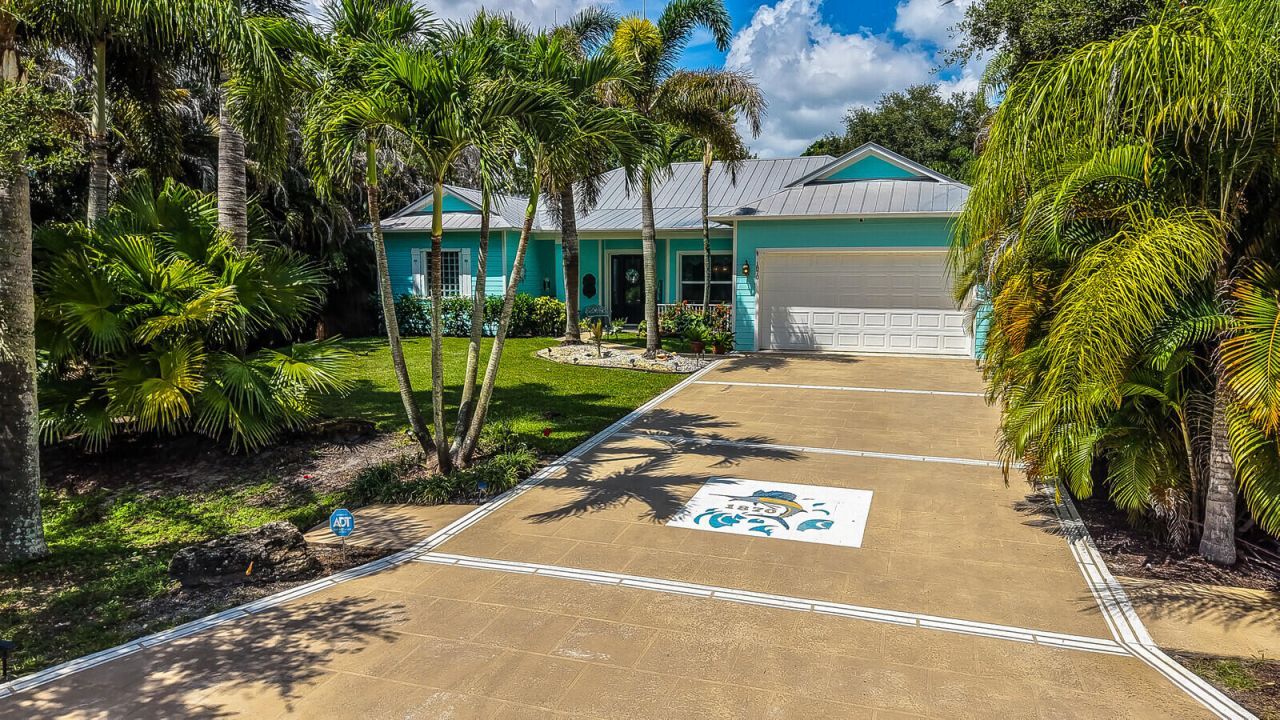 1870 NE Victorian Lane, Jensen Beach, FL 34957 Photo