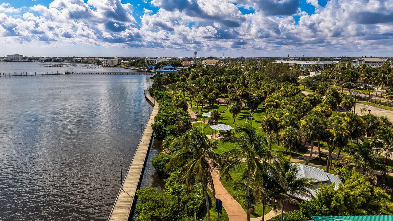 1870 NE Victorian Lane, Jensen Beach, FL 34957 Photo