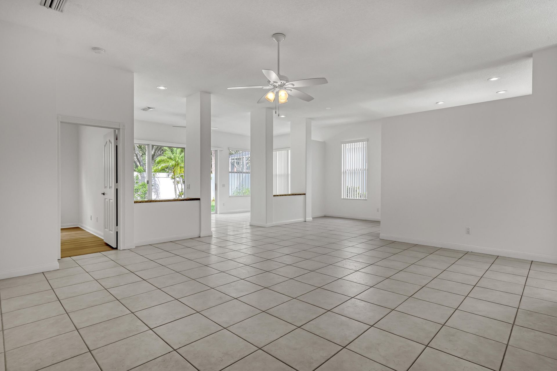204 S Hampton Drive, Jupiter, FL 33458 Photo