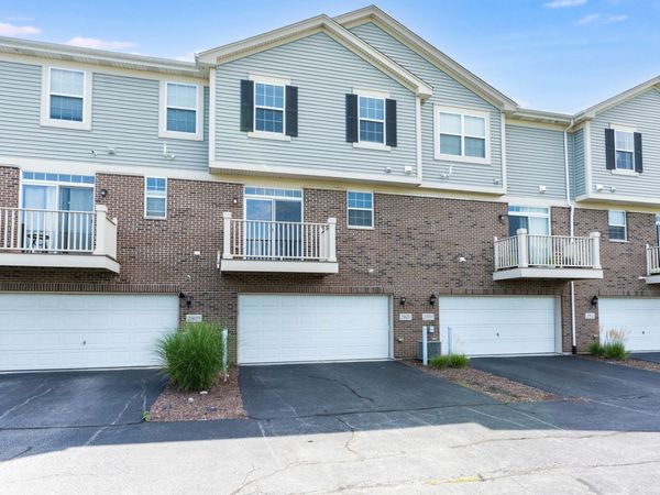 2807 Henley Lane , Naperville, IL 60540