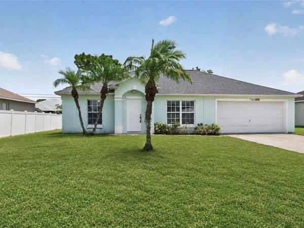7986 103rd Court, Vero Beach, FL 32967
