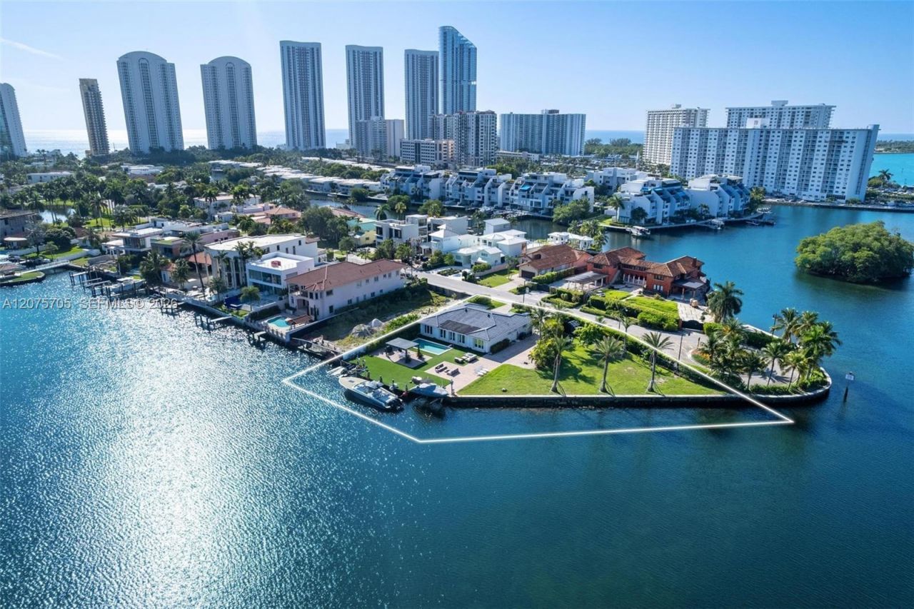 333 Atlantic Ave , Sunny Isles Beach, FL 33160 Photo