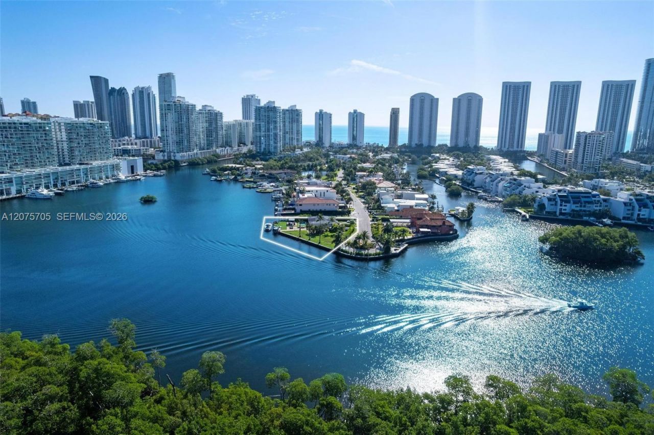 333 Atlantic Ave , Sunny Isles Beach, FL 33160 Photo