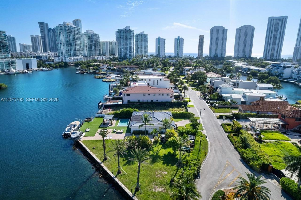 333 Atlantic Ave , Sunny Isles Beach, FL 33160 Photo