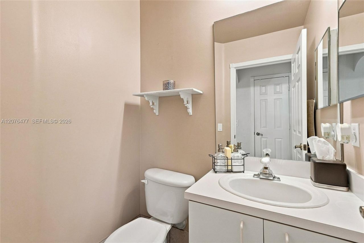 15822 SW 16th Ct , Pembroke Pines, FL 33027 Photo