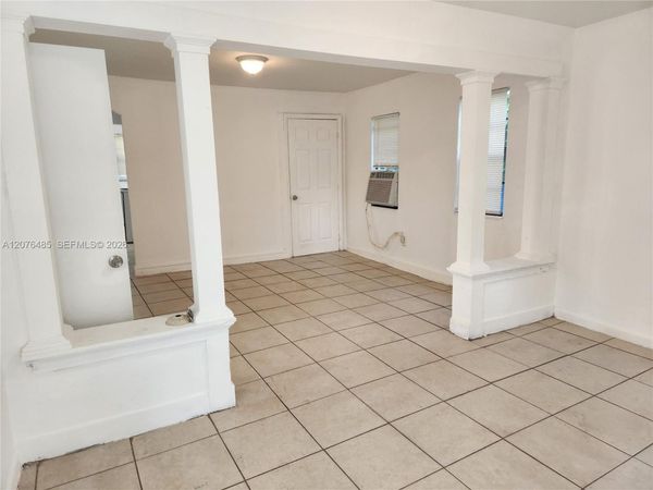 2129 NW 44th St , Unit 2129, Miami, FL 33142