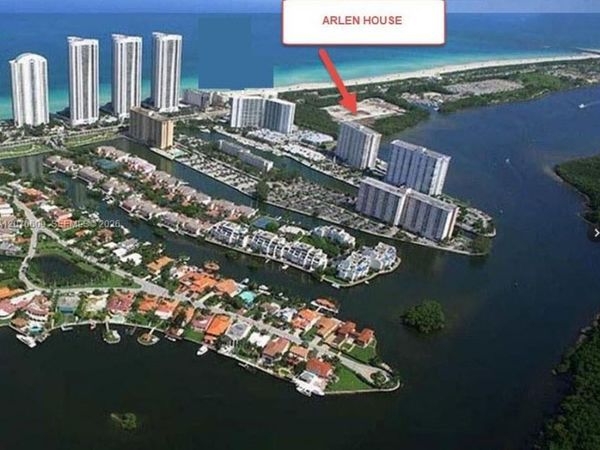 300 Bayview Dr, Unit 1608, Sunny Isles Beach, FL 33160