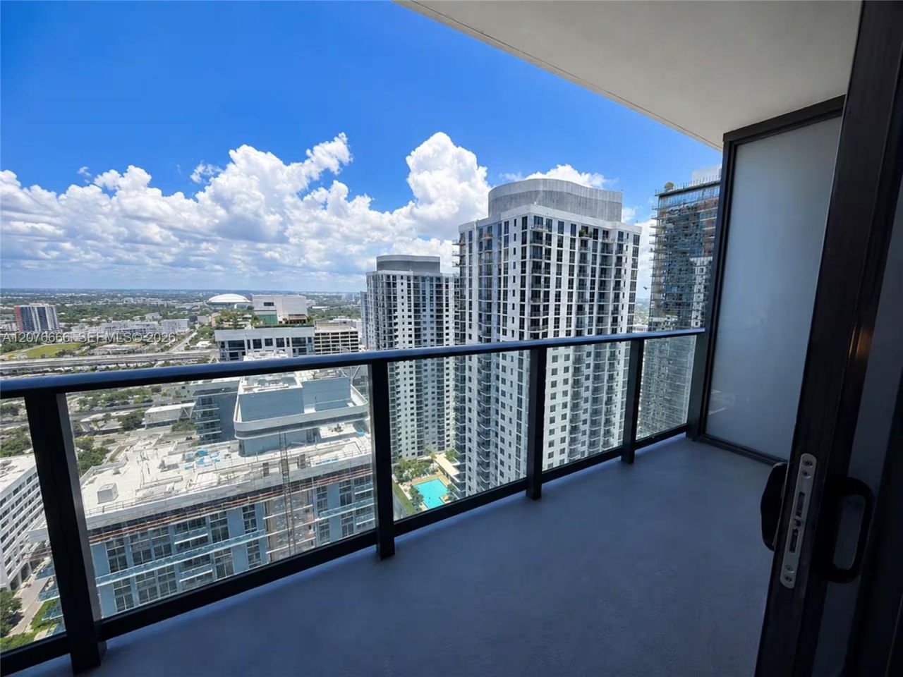 159 NE 6th St , Unit 3504, Miami, FL 33132 Photo