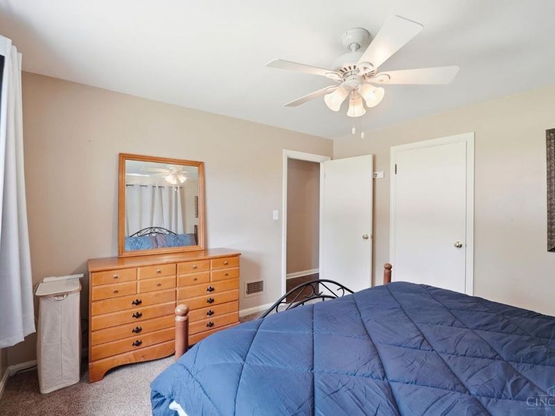5585 Springdale Road, Colerain Township, OH 45251 Photo 21