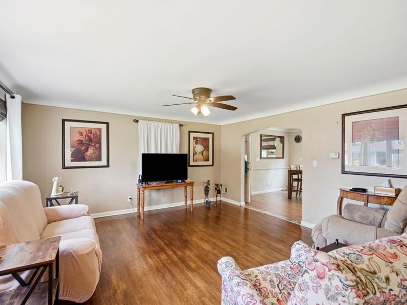5585 Springdale Road, Colerain Township, OH 45251 Photo 8