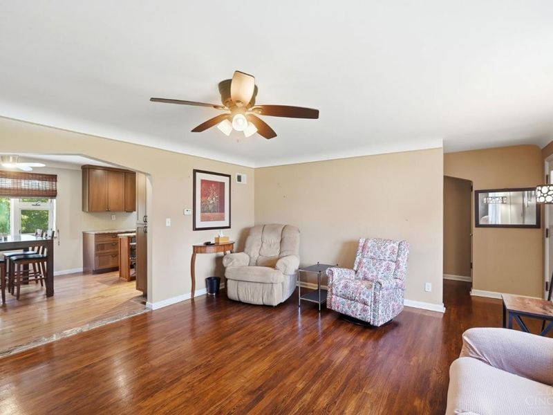 5585 Springdale Road, Colerain Township, OH 45251 Photo 9