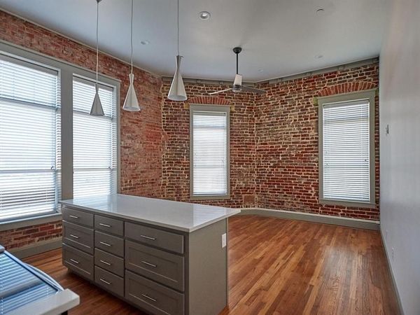 200 W BROWN Street, Ennis, TX 75119