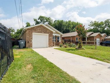 1735 Mcbroom Street , Dallas, TX 75212