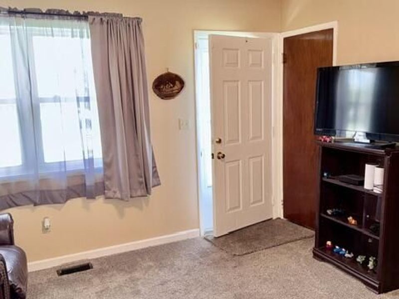 603 S Sunset Drive, Piqua, OH 45356 Photo 8