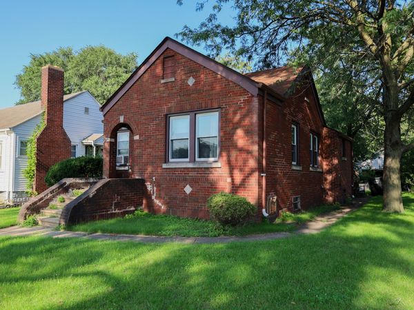 355 Lincoln Street , Gary, IN 46402