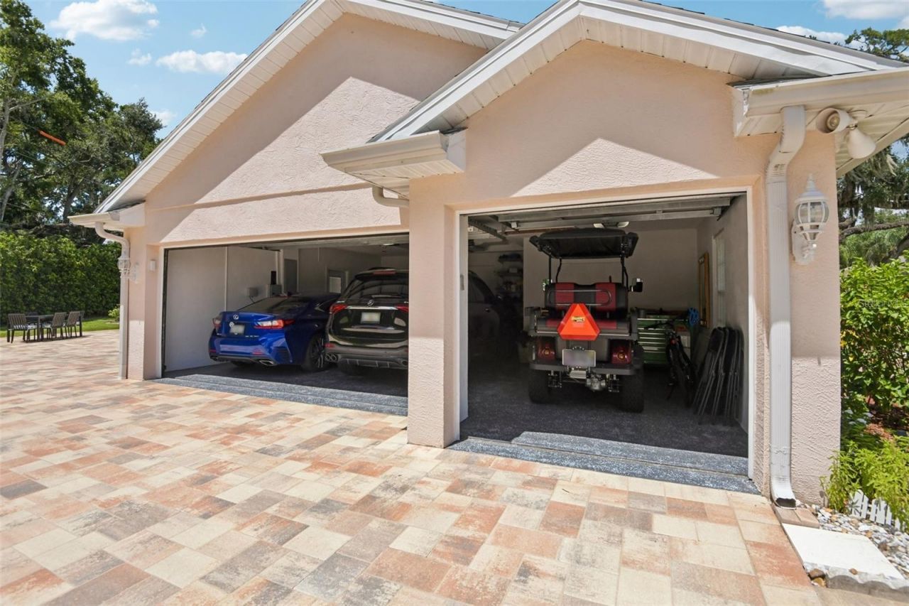1701 Country Trails Drive, Safety Harbor, FL 34695 Photo