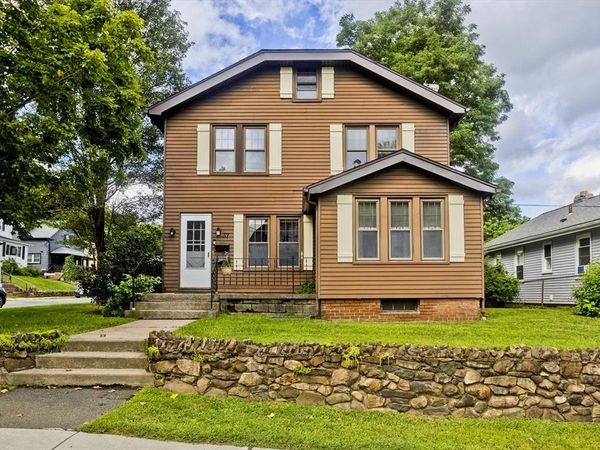 57 Woods, Unit 1, Holyoke, MA 01040