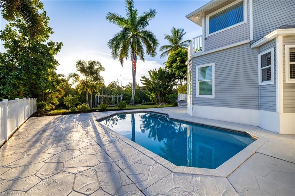 1495 Gordon River Ln , Naples, FL 34104 Photo