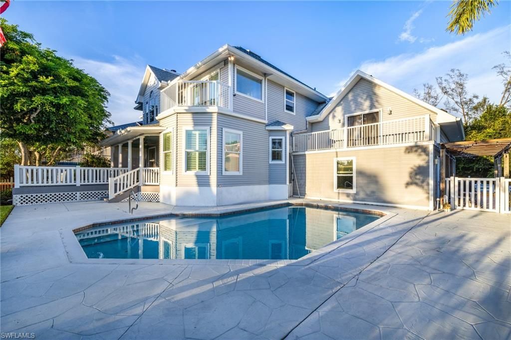 1495 Gordon River Ln , Naples, FL 34104 Photo
