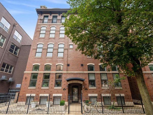 930 W Dakin Street , Unit 4, Chicago, IL 60613