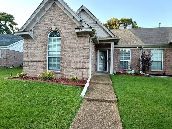 9256 GROVE MANOR DR, Memphis, TN 38016