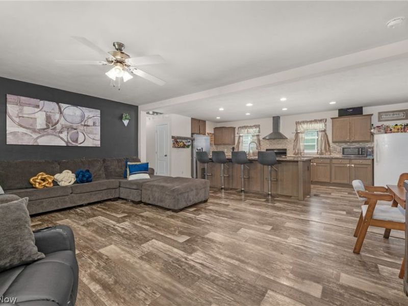 431 Westwoods, Amherst, OH 44001 Photo 13