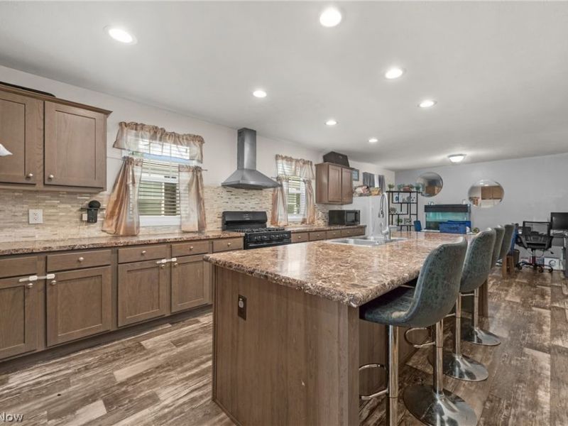 431 Westwoods, Amherst, OH 44001 Photo 18