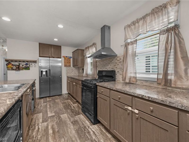 431 Westwoods, Amherst, OH 44001 Photo 21