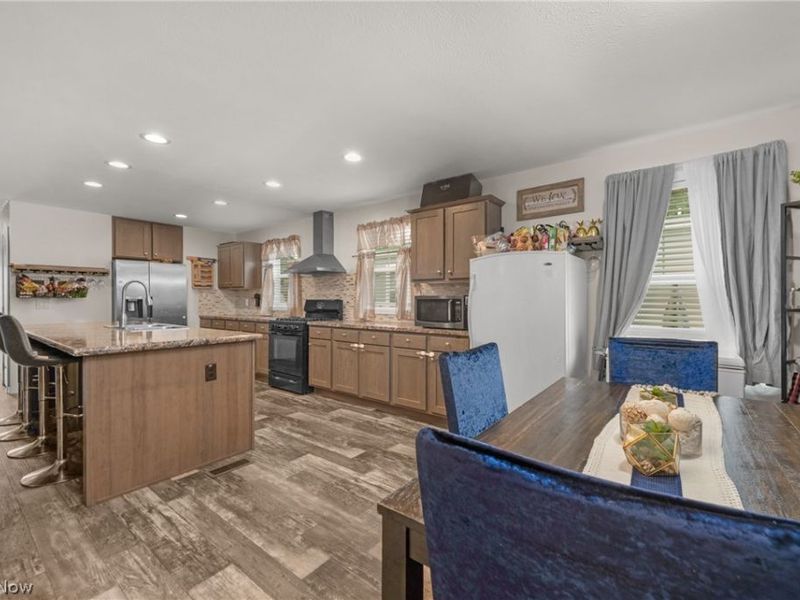 431 Westwoods, Amherst, OH 44001 Photo 26