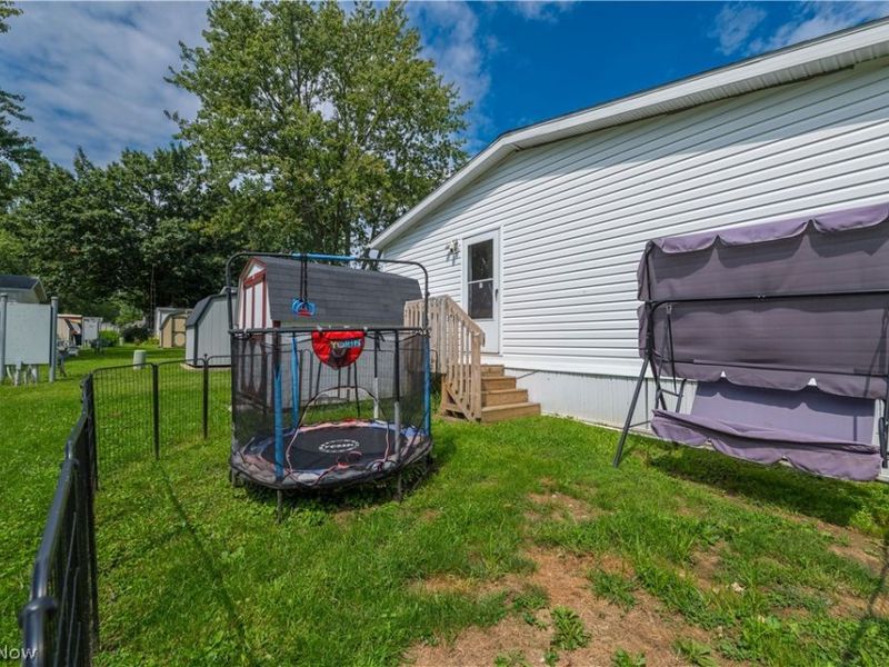 431 Westwoods, Amherst, OH 44001 Photo 48