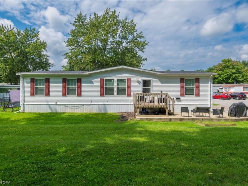 431 Westwoods, Amherst, OH 44001 Photo 6
