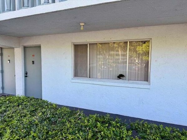 2000 Springdale Boulevard, Unit 102, Palm Springs, FL 33461