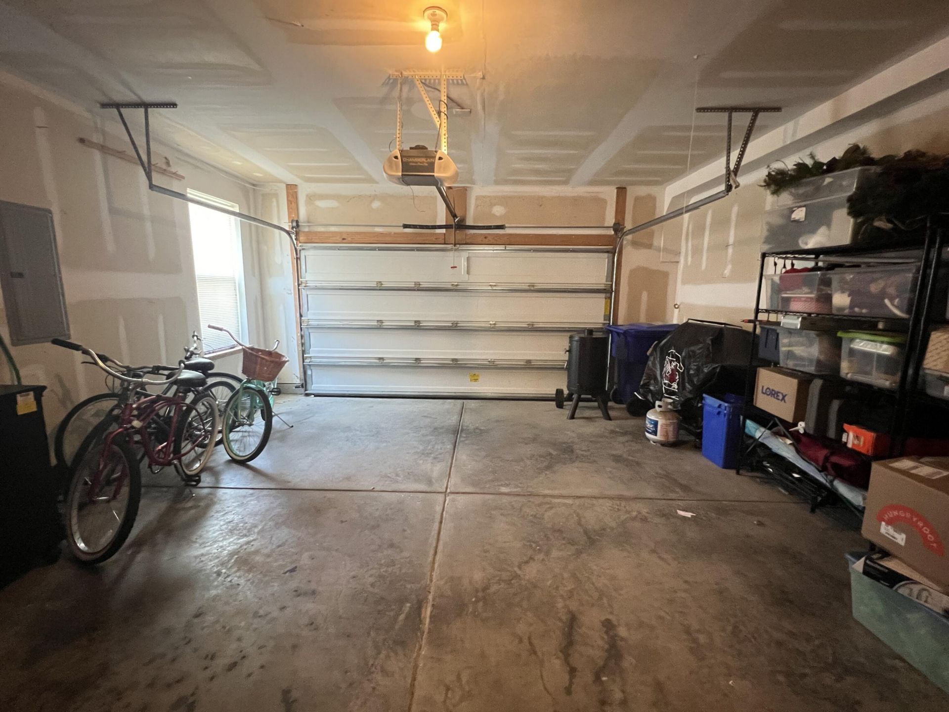 1542 Bluewater Way Photo 6