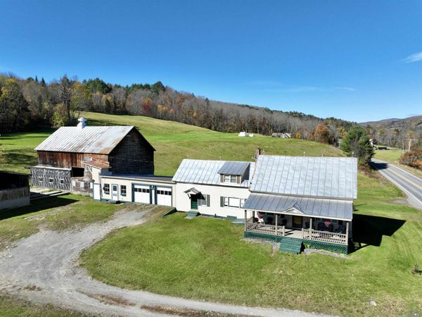 9435 VT Route 25, Corinth, VT 05040