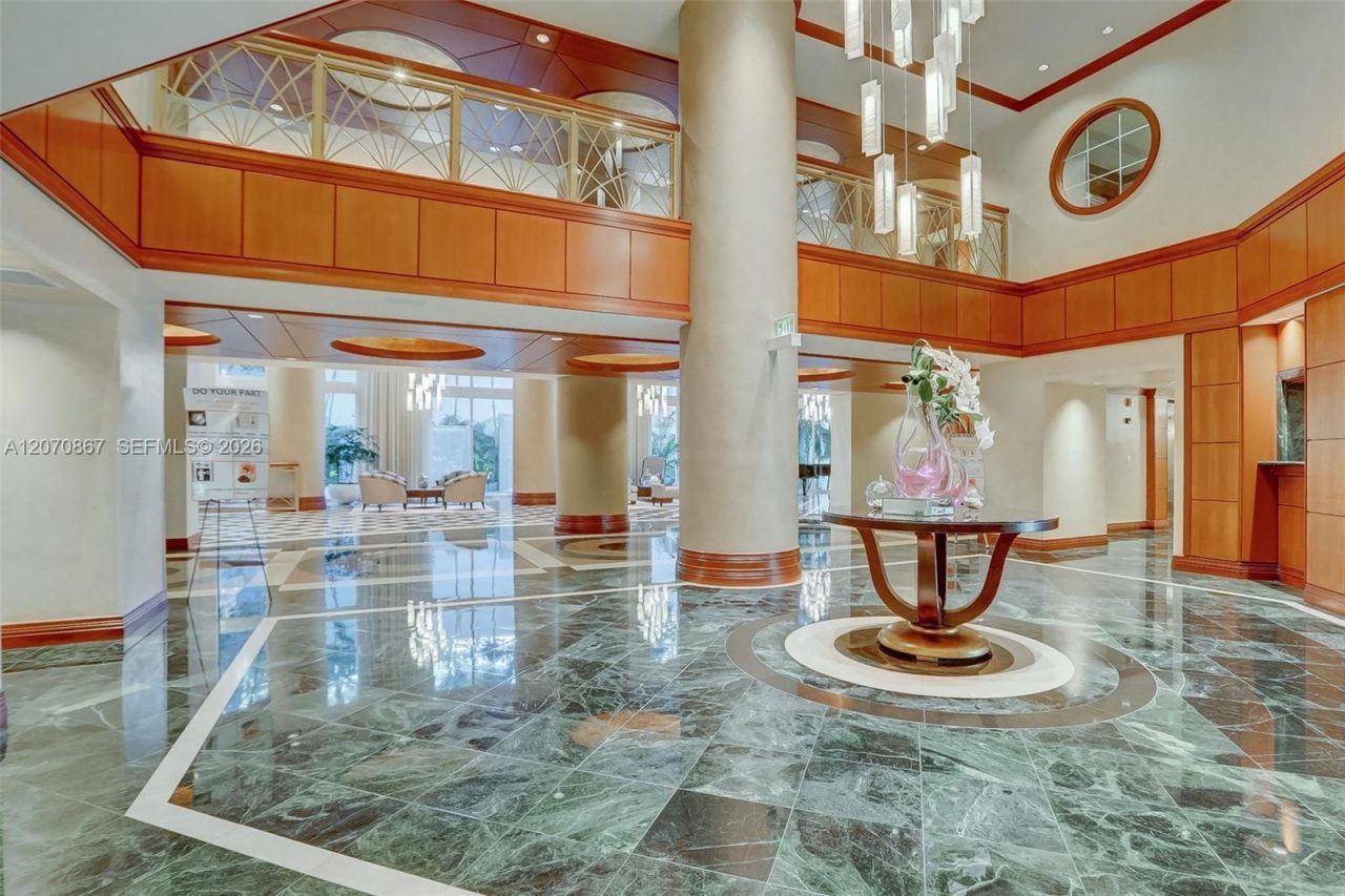 21050 Point Pl , Unit 403, Aventura, FL 33180 Photo
