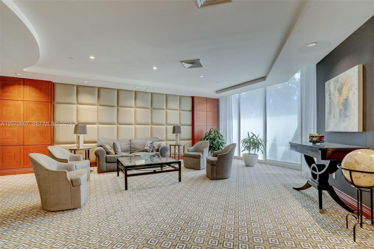 21050 Point Pl , Unit 403, Aventura, FL 33180 Photo