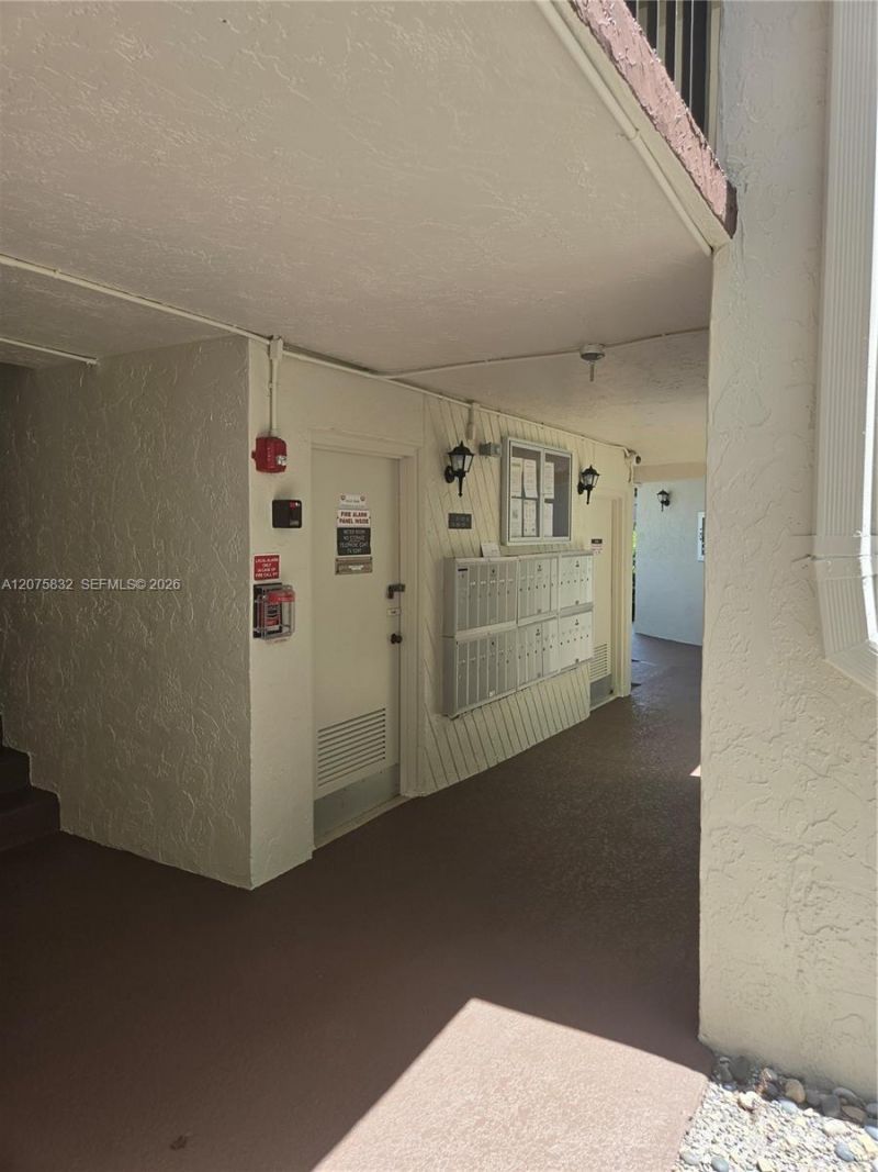 Please Call For Address, Unit 206, Plantation, FL 33313 Photo